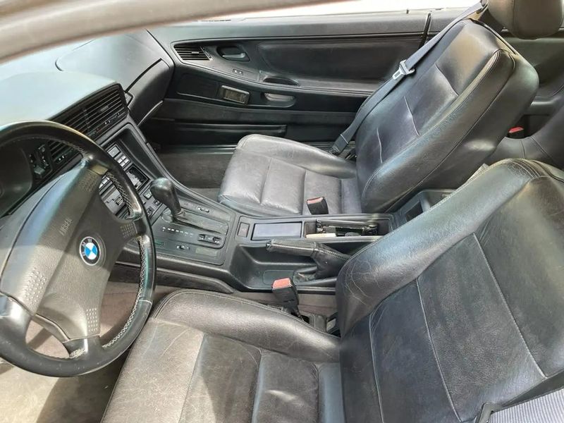 BMW 8 Series • 1990 • 168,000 km 8