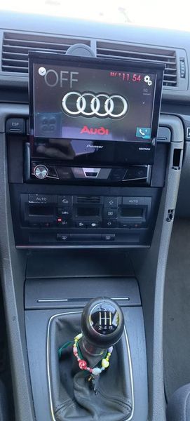 Audi A4 • 2002 • 269,739 km 1