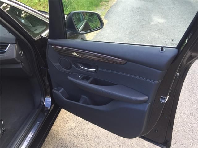 BMW 2 Series • 2016 • 98,800 km 10