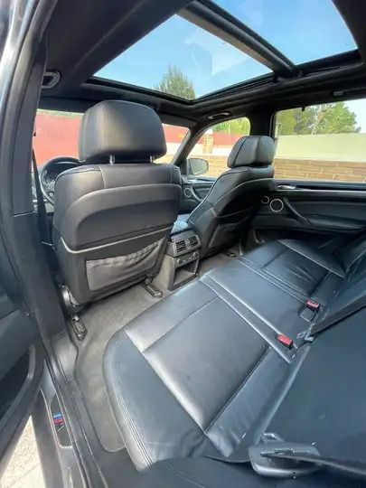 BMW X5 • 2012 • 275,966 km 4