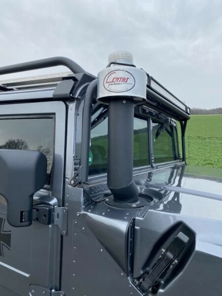 Hummer H1 • 2006 • 108,300 km 14