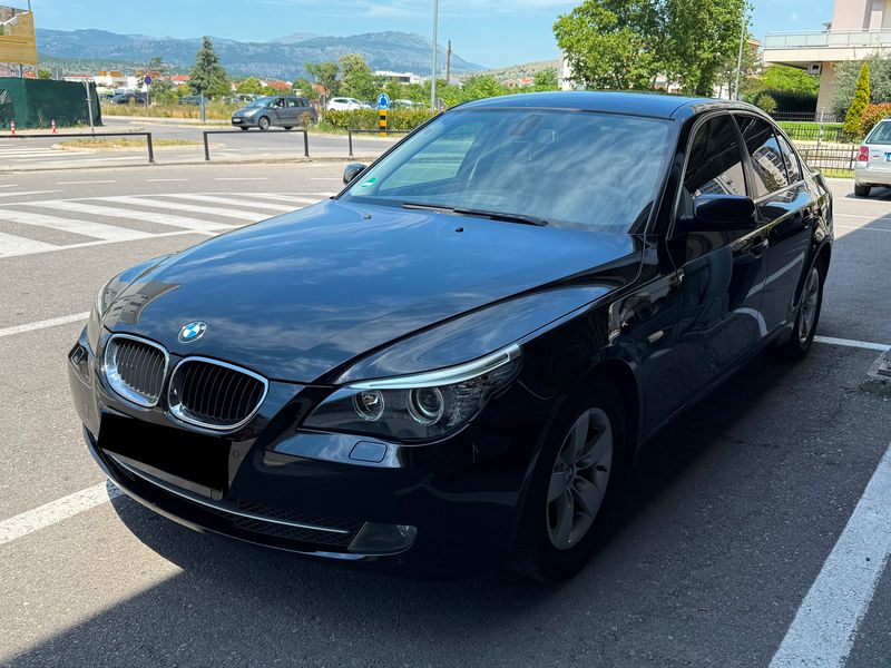 BMW 520D • 2009 • 245,000 km 2