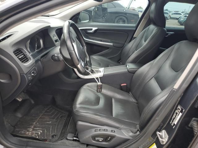 Volvo V60 • 2015 • 10,000 mi 7