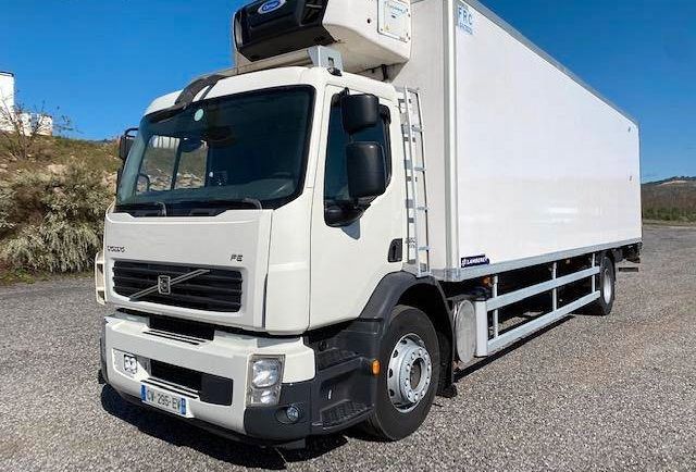 Volvo 340 • 2013 • 450,000 km 1