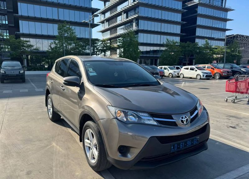 Toyota RAV4 • 2022 • 3,000 km 1