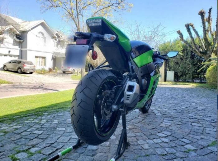 Kawasaki ninja zx 10r abs • 2013 • 25,000 km 6