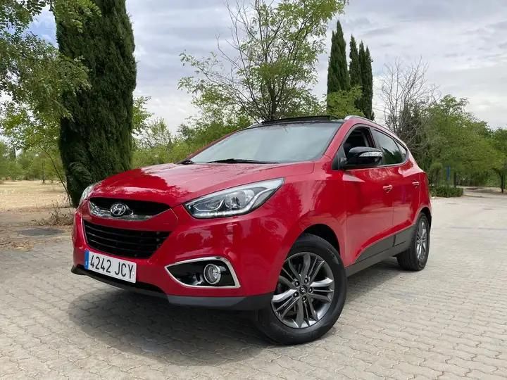 Hyundai ix35 • 2015 • 140,000 km 1
