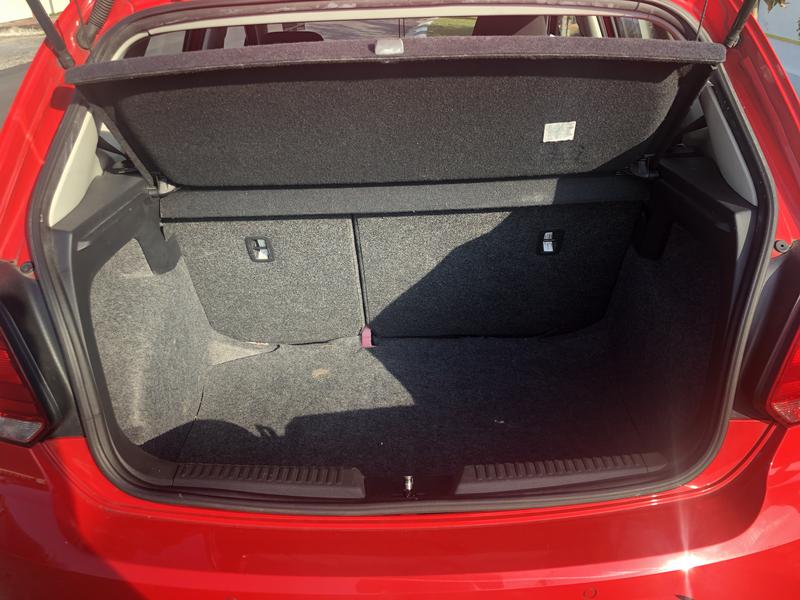 Volkswagen Polo • 2015 • 102,000 km 6