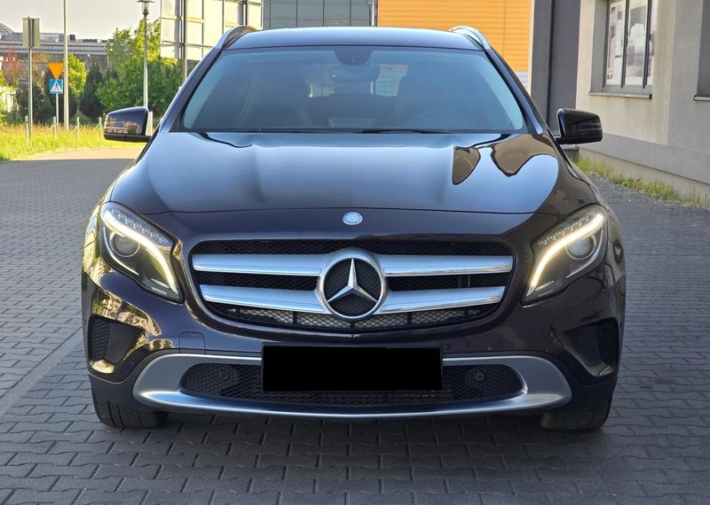Mercedes-Benz GLA • 2014 • 103,000 km 3