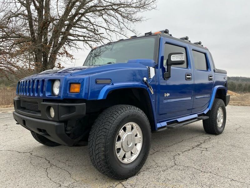 Hummer H2 SUT • 2006 • 120,545 km 1