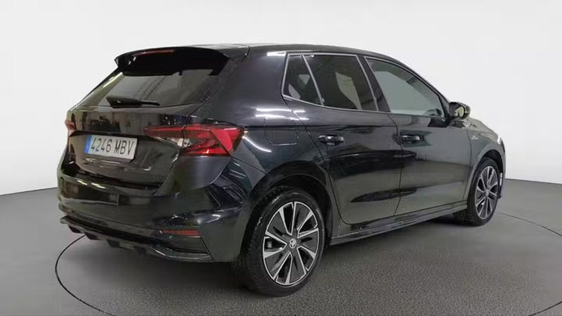 Škoda Fabia • 2022 • 67,247 km 4