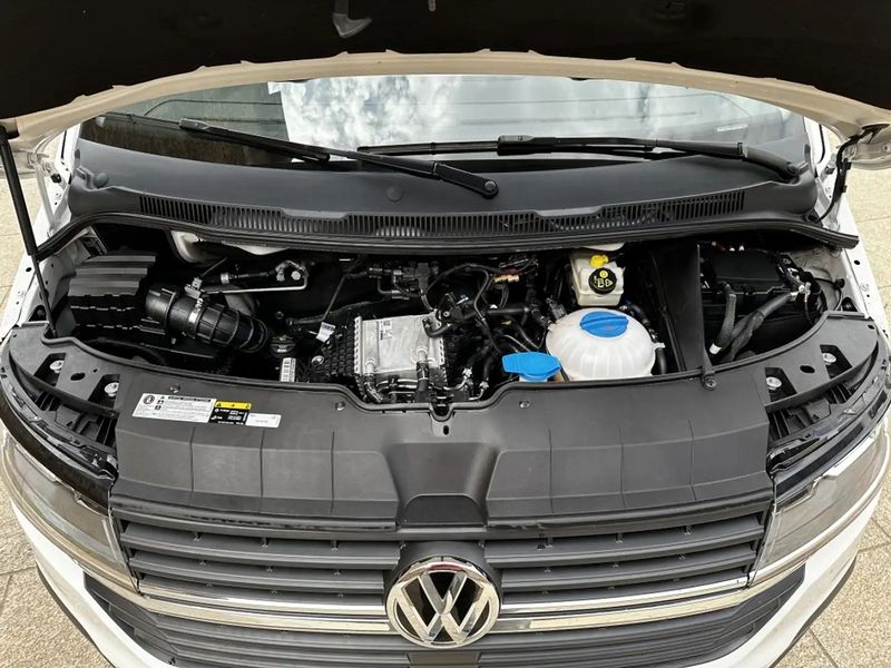 Volkswagen California • 2020 • 41,000 km 14