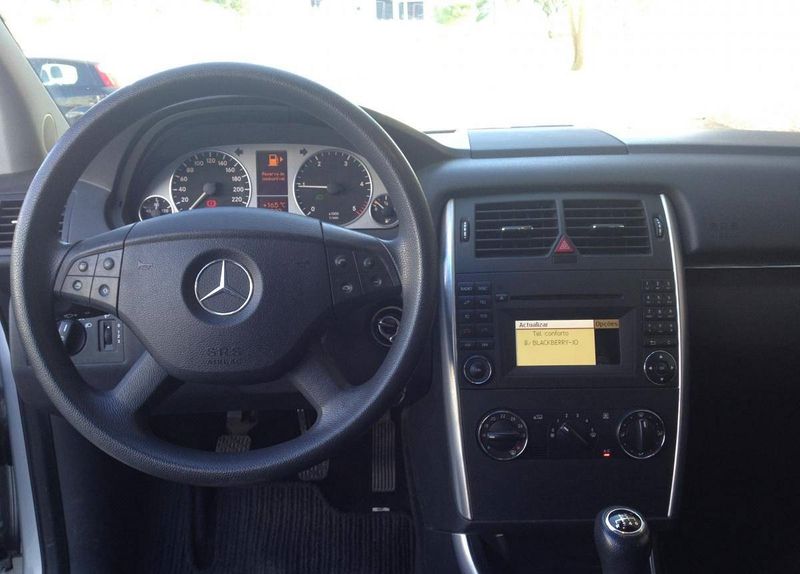 Mercedes-Benz B-Class Electric Drive • 2009 • 222,000 km 4