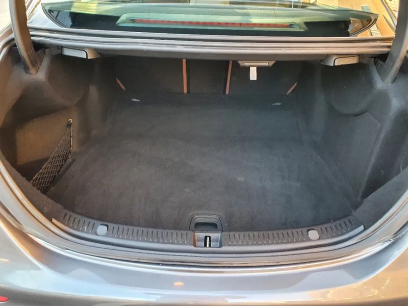 Mercedes-Benz E-Class • 2017 • 168,000 km 7