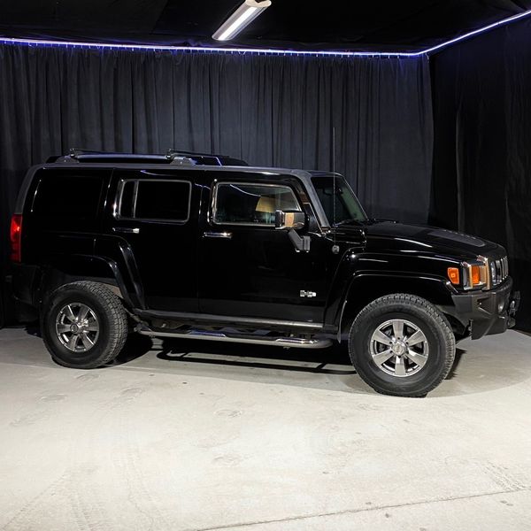 Hummer H3 • 2006 • 145,112 km 1