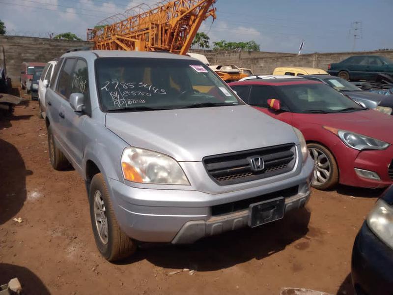 Honda Pilot • 2005 • 215,751 km 3