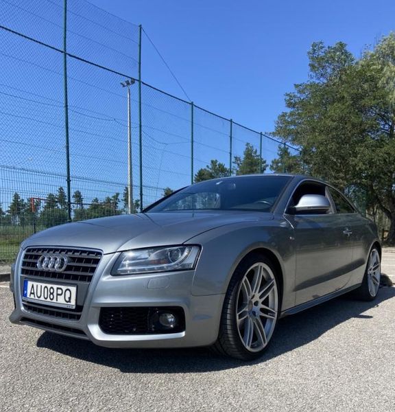 Audi A5 • 2010 • 140,000 km 1