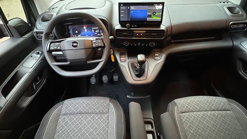 Opel Meriva • 2021 • 124,855 km 4