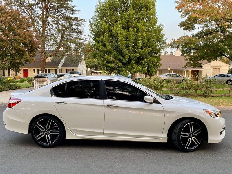 Honda Accord • 2016 • 73,256 mi 4