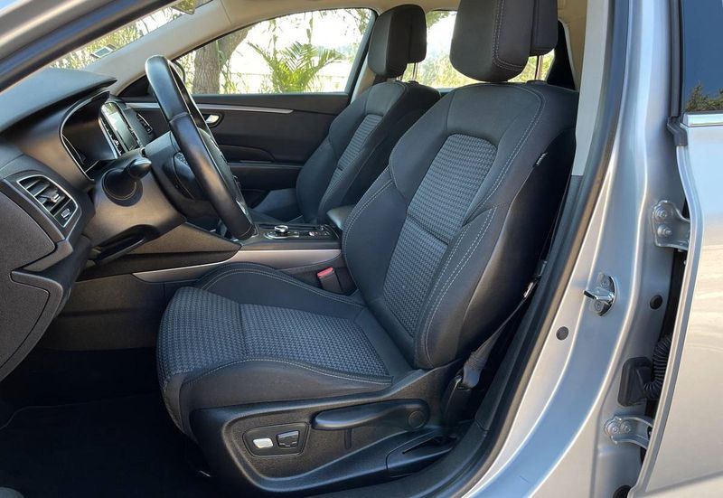 Renault Talisman • 2017 • 189,999 km 10