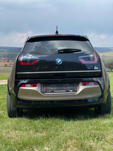 BMW i3 • 2020 • 30,980 km 6