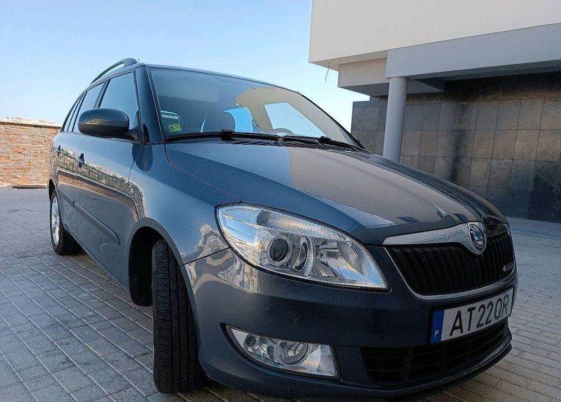 Škoda Fabia • 2011 • 203,597 km 1