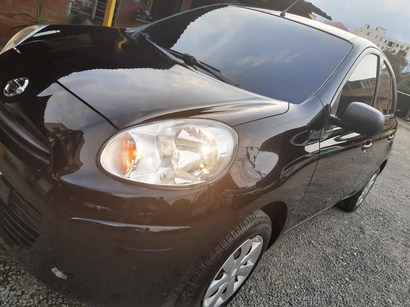 Nissan March • 2017 • 62,000 km 2