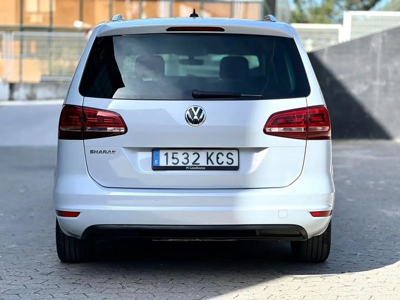 Volkswagen Sharan • 2017 • 71,000 km 2