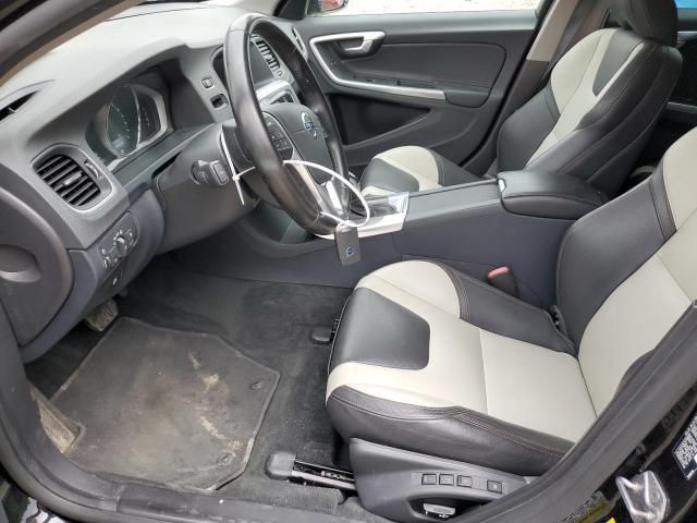 Volvo V60 • 2016 • 10,000 mi 7