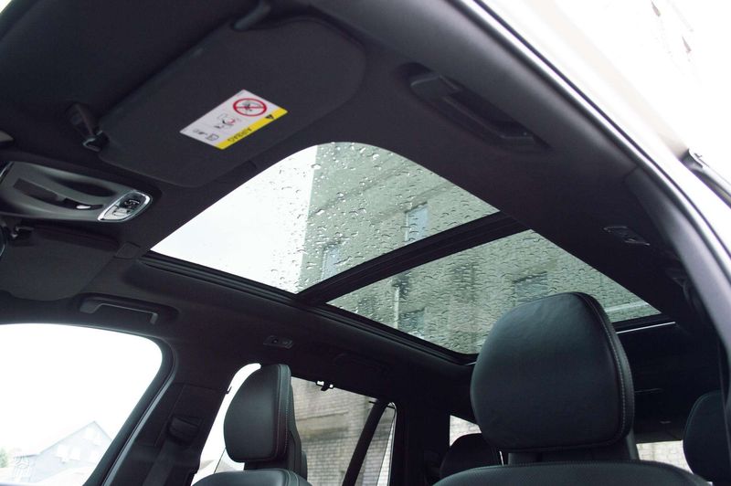 Volvo XC90 • 2016 • 177,000 km 11