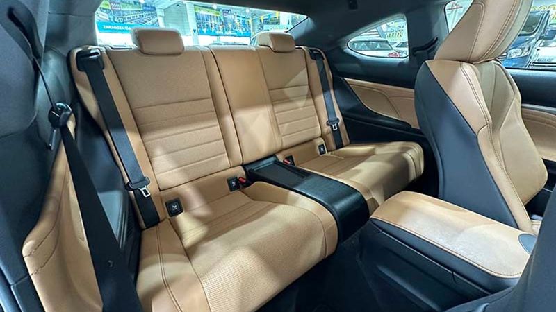 Lexus RC • 2019 • 40,203 km 10