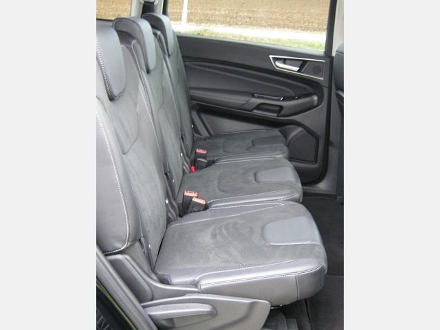 Ford Galaxy • 2017 • 134,900 km 10