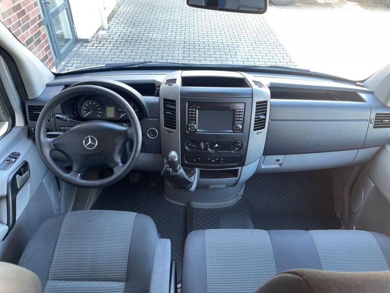 Mercedes-Benz Sprinter • 2011 • 135,665 km 4