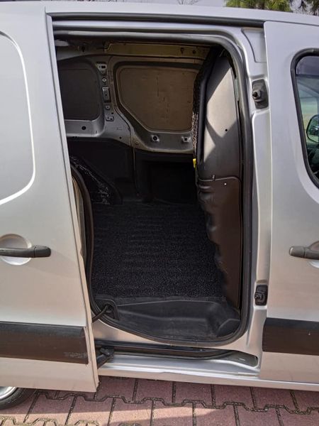Citroën Berlingo • 2015 • 76,000 km 8