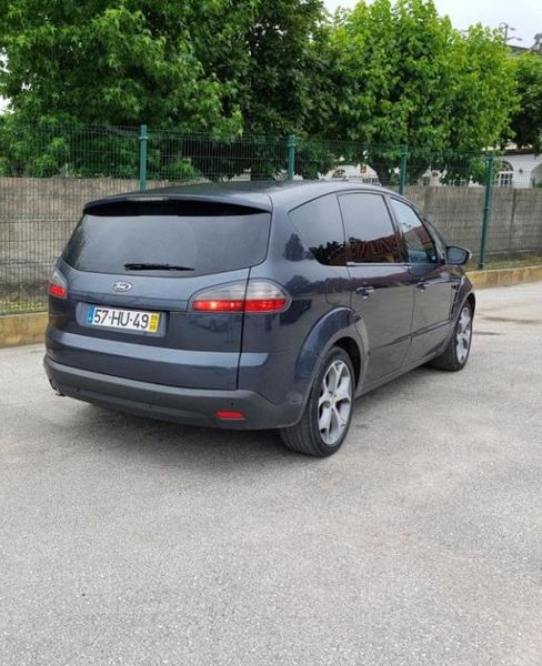 Ford S-Max • 2009 • 66,220 km 3
