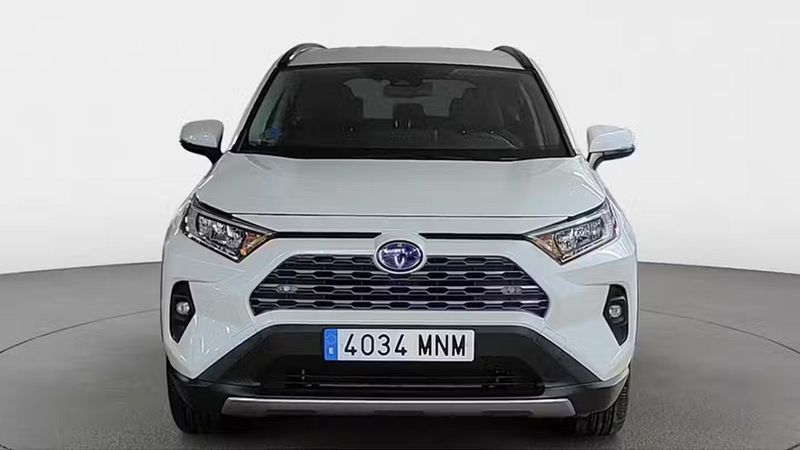 Toyota RAV4 • 2024 • 14,793 km 1