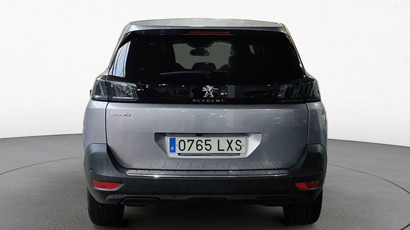 Peugeot 5008 • 2022 • 47,143 km 4