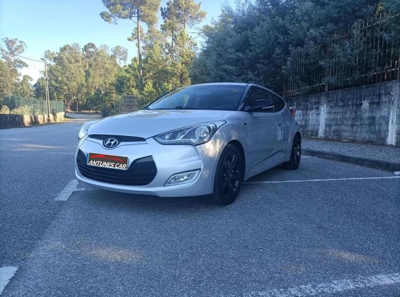 Hyundai Veloster • 2012 • 204,500 km 1