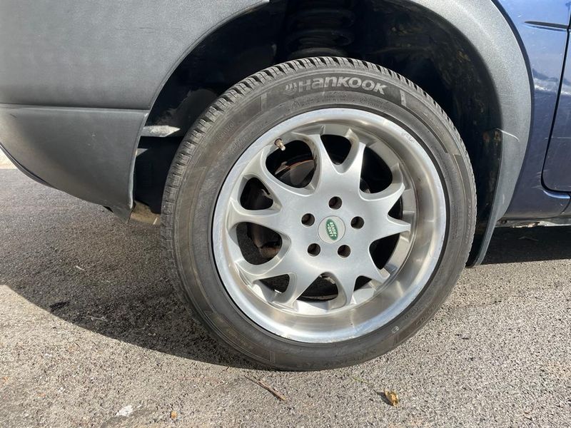 Land Rover Freelander • 2002 • 221,000 km 2