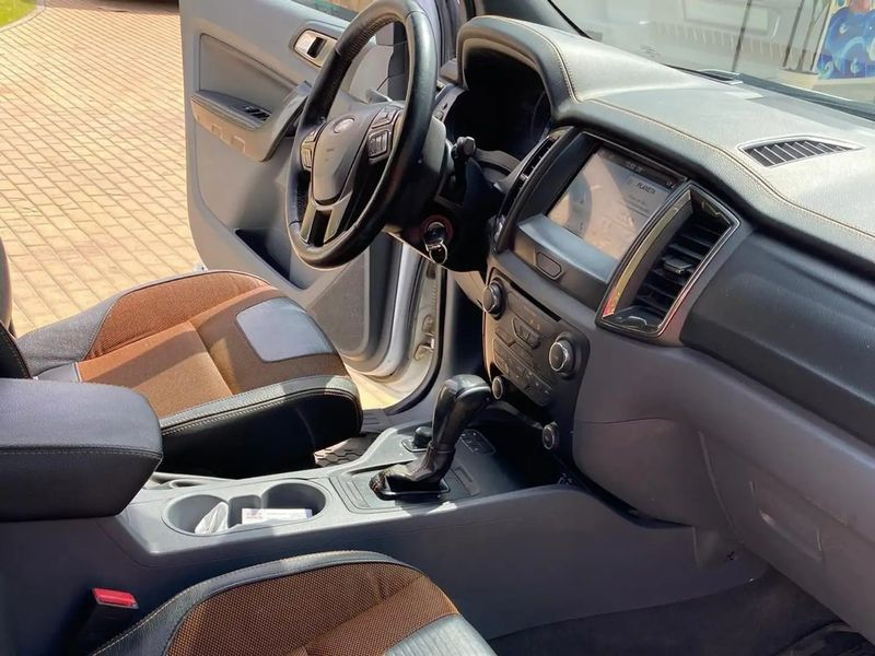 Ford Ranger • 2017 • 169,500 km 2
