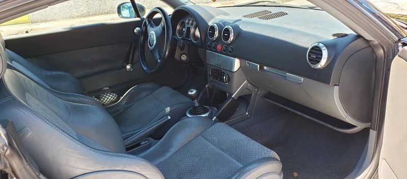 Audi TT • 1998 • 249,999 km 3