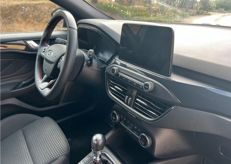 Ford Focus • 2012 • 30,000 km 2