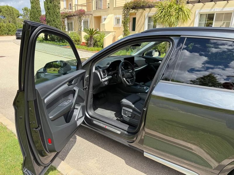 Audi Q5 • 2021 • 98,000 km 2