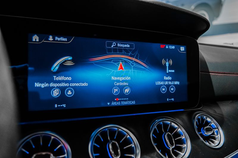 Mercedes-Benz CLS • 2022 • 24,900 km 13