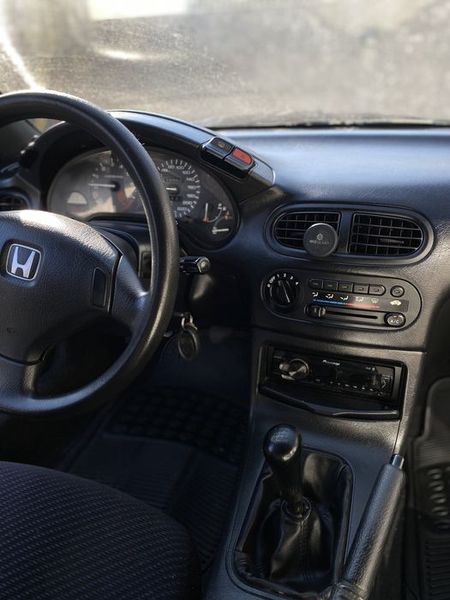 Honda CR-Z • 1992 • 200,000 km 4