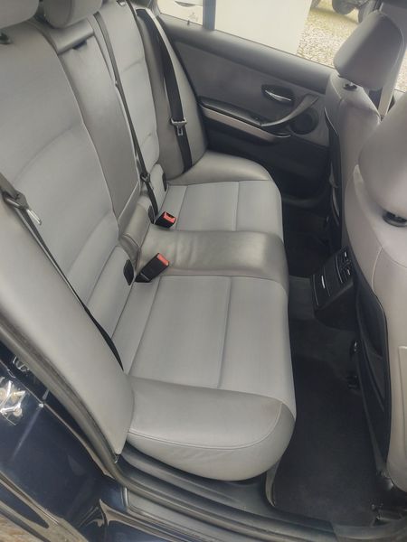 BMW 3 Series • 2005 • 267,000 km 6