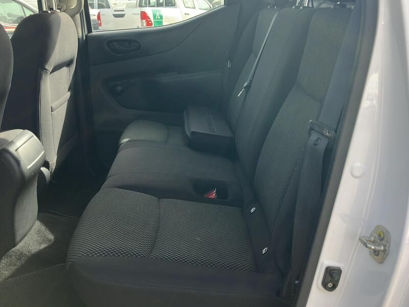 Nissan Navara • 2021 • 36,872 km 13