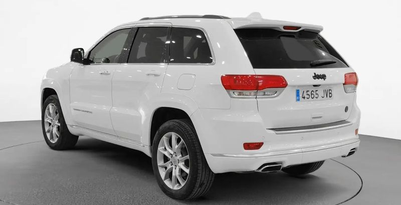 Jeep Grand Cherokee • 2016 • 94,751 km 3