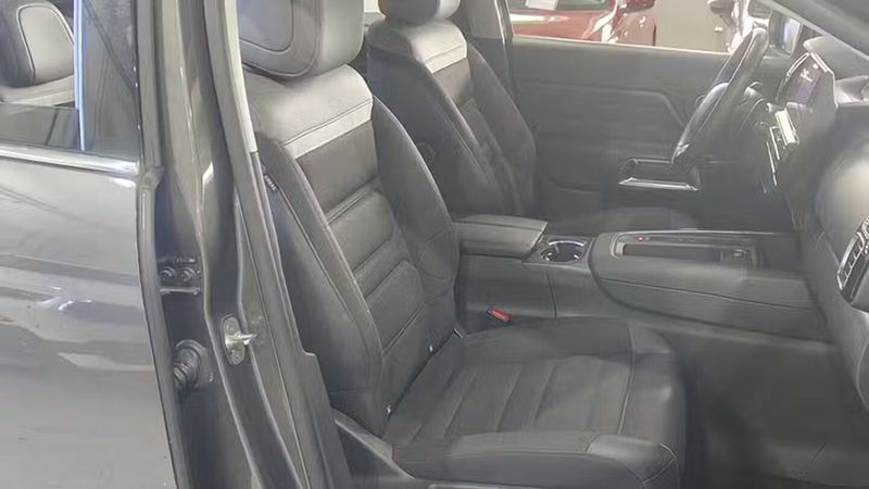 Citroën C5 • 2023 • 64,640 km 7