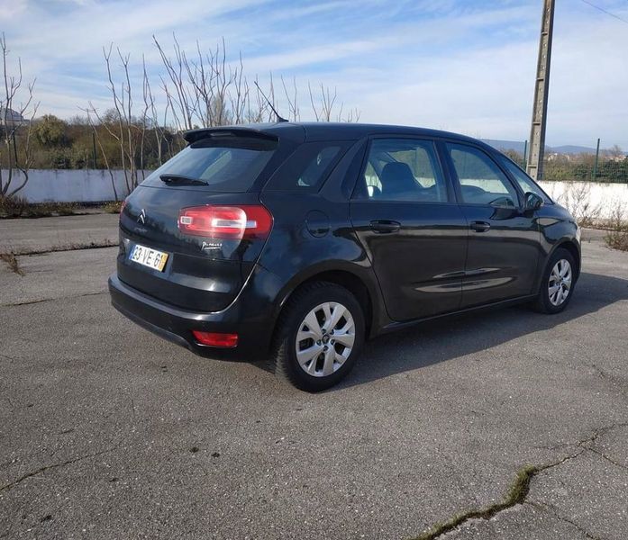 Citroën C4 • 2016 • 200,000 km 2